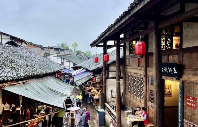 绯雨骑士团